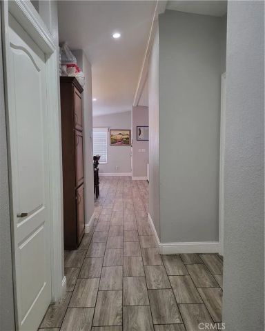 20652 Lassen 99, Chatsworth, CA 91311