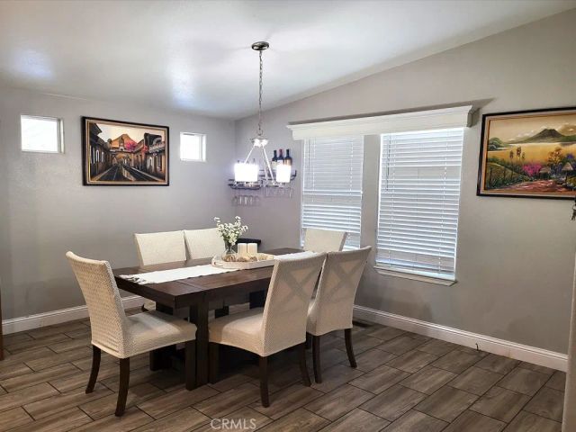 20652 Lassen 99, Chatsworth, CA 91311