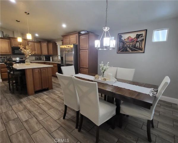 20652 Lassen 99, Chatsworth, CA 91311