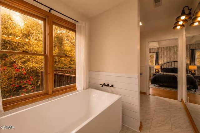 2489 Upper Middle Creek Road, Sevierville, TN 37876