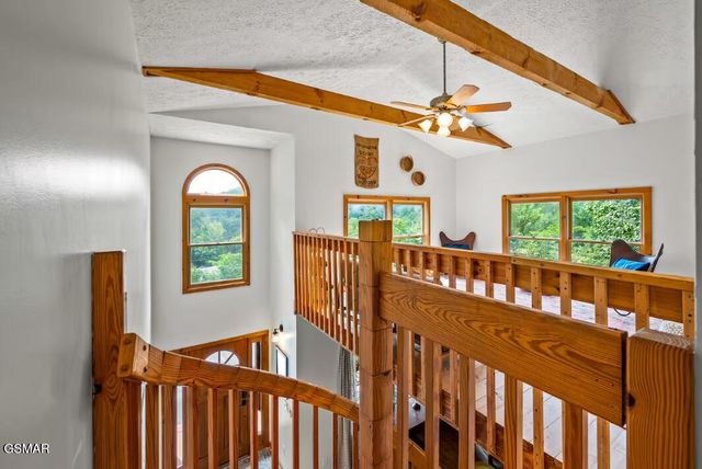 2489 Upper Middle Creek Road, Sevierville, TN 37876