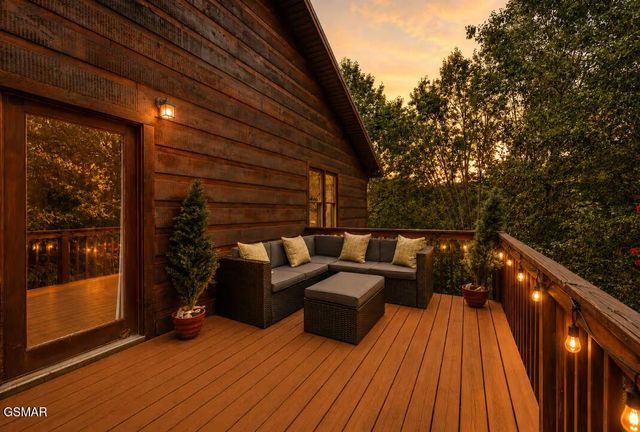 2489 Upper Middle Creek Road, Sevierville, TN 37876