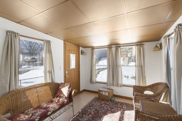 5837 N 71st STREET, Milwaukee, WI 53218