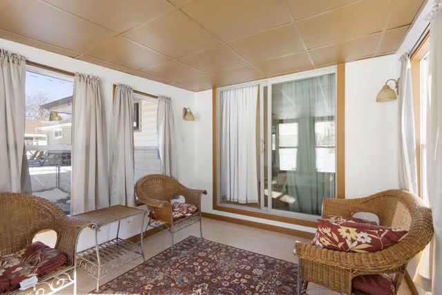 5837 N 71st STREET, Milwaukee, WI 53218