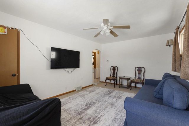 5837 N 71st STREET, Milwaukee, WI 53218