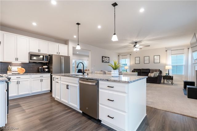 3349 Stoneleigh Road NE, Canton, OH 44721