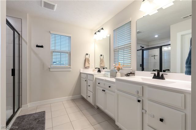 3349 Stoneleigh Road NE, Canton, OH 44721