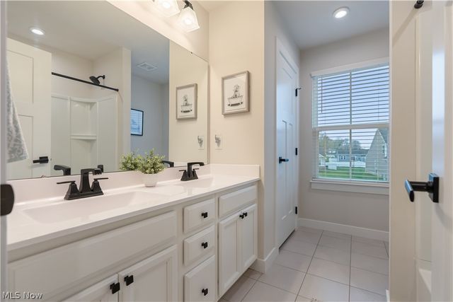 3349 Stoneleigh Road NE, Canton, OH 44721