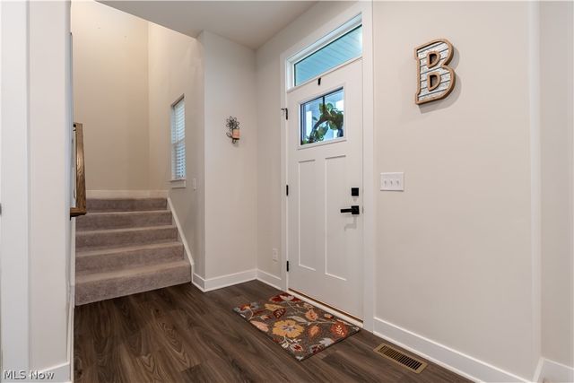 3349 Stoneleigh Road NE, Canton, OH 44721