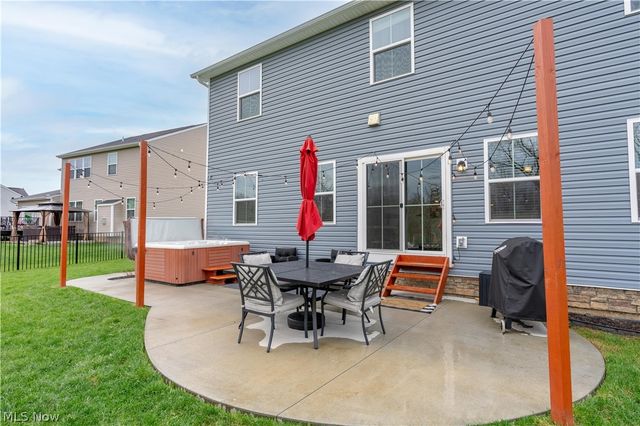 3349 Stoneleigh Road NE, Canton, OH 44721