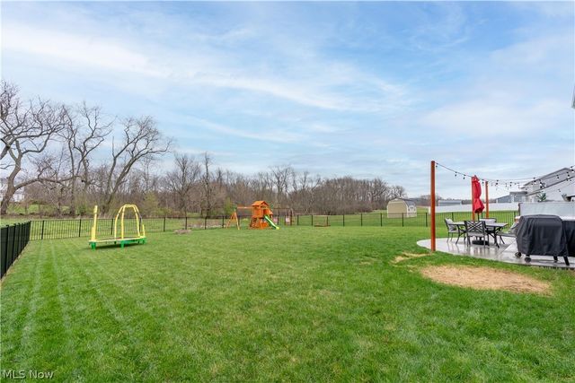 3349 Stoneleigh Road NE, Canton, OH 44721