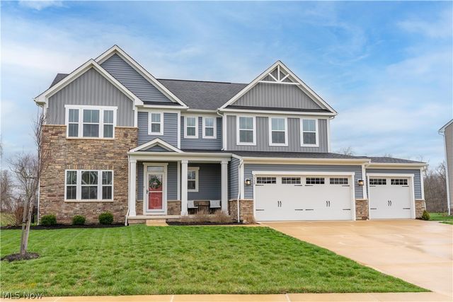 3349 Stoneleigh Road NE, Canton, OH 44721