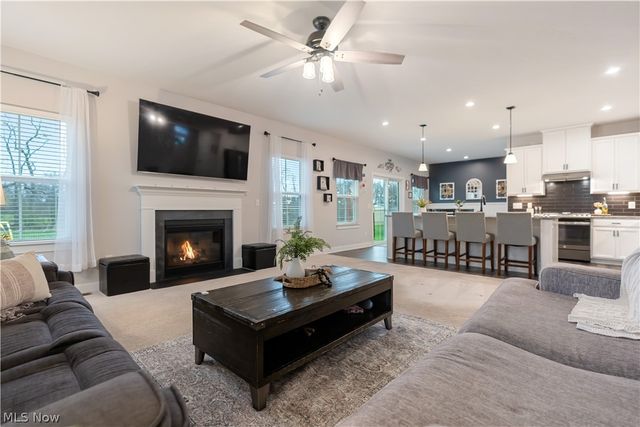 3349 Stoneleigh Road NE, Canton, OH 44721
