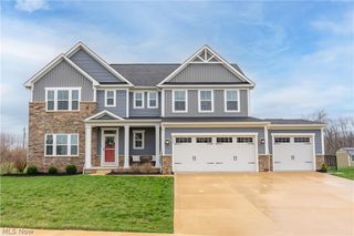 3349 Stoneleigh Road NE, Canton, OH 44721