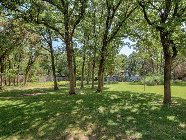10049 Hidden Hollow Lane, Oklahoma City, OK 73151