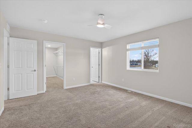 13780 Oasis Avenue, Holland Charter Township, MI 49424