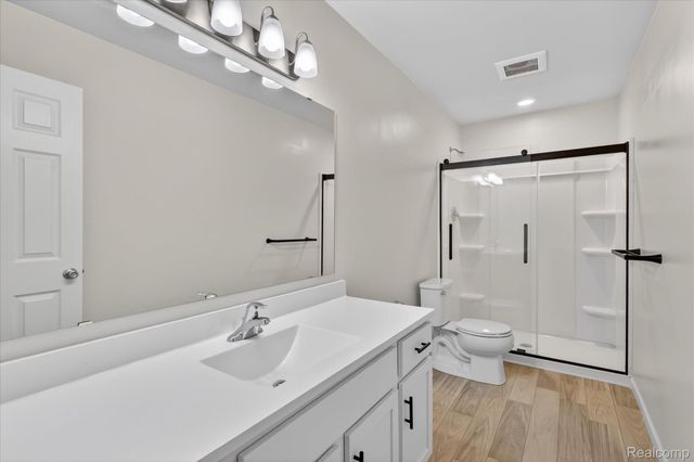 13780 Oasis Avenue, Holland Charter Township, MI 49424