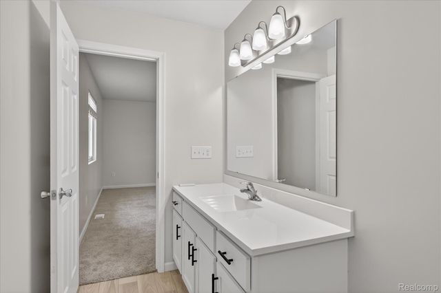 13780 Oasis Avenue, Holland Charter Township, MI 49424