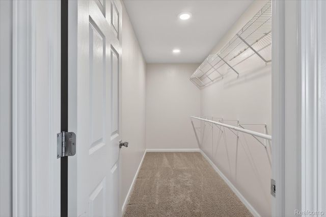 13780 Oasis Avenue, Holland Charter Township, MI 49424