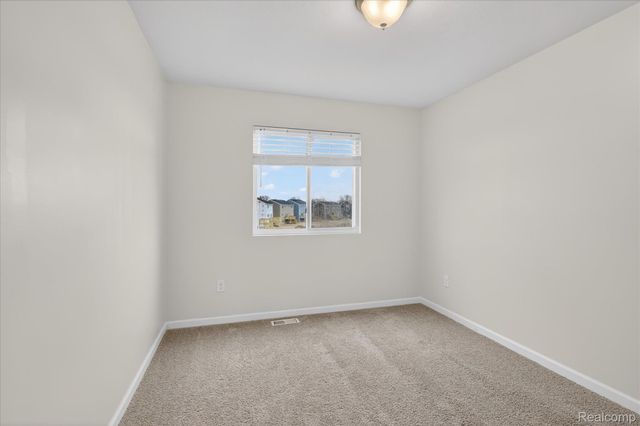 13780 Oasis Avenue, Holland Charter Township, MI 49424