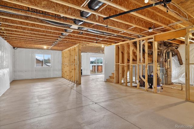 13780 Oasis Avenue, Holland Charter Township, MI 49424