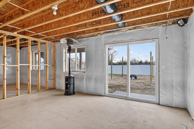 13780 Oasis Avenue, Holland Charter Township, MI 49424