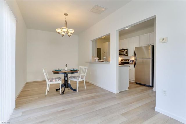 4472 Duffy DR, Virginia Beach, VA 23462