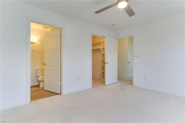 4472 Duffy DR, Virginia Beach, VA 23462
