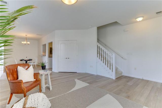 4472 Duffy DR, Virginia Beach, VA 23462