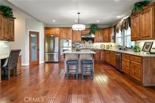 28449 Fresh Spring Lane, Lake Arrowhead, CA 92352