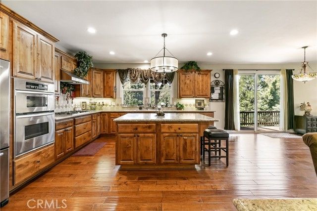 28449 Fresh Spring Lane, Lake Arrowhead, CA 92352