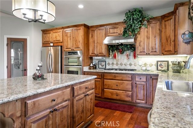 28449 Fresh Spring Lane, Lake Arrowhead, CA 92352