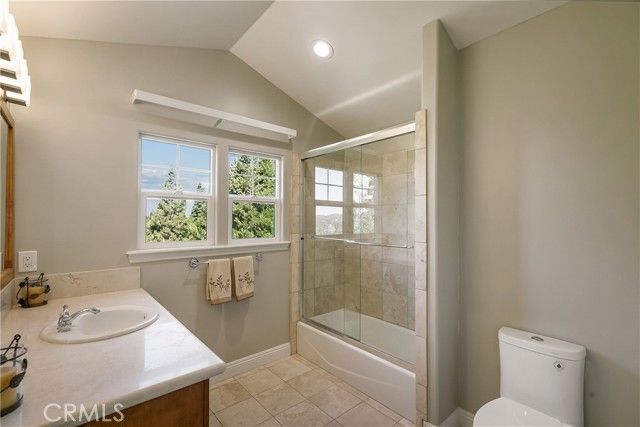 28449 Fresh Spring Lane, Lake Arrowhead, CA 92352