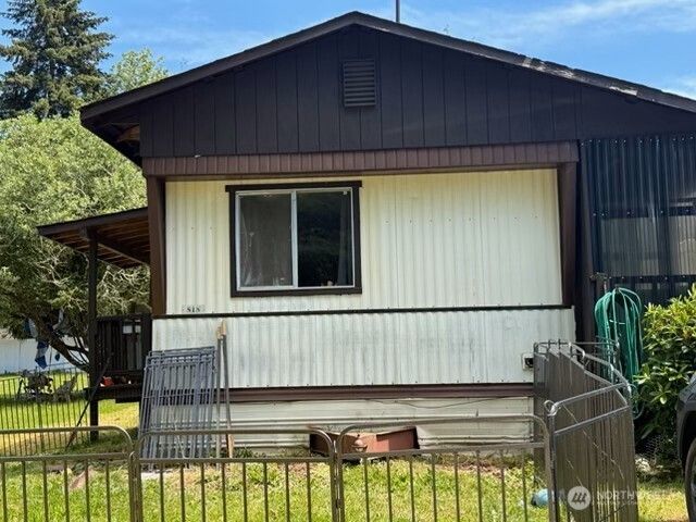 818 D Street, Vader, WA 98593