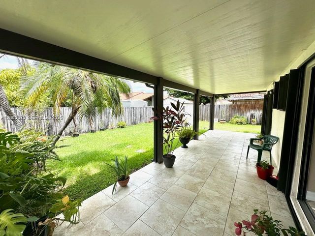 2514 SW 138th Ave -, Miami, FL 33175