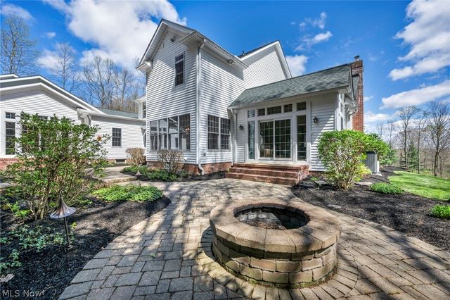 11280 Beechnut Lane, Chardon, OH 44024