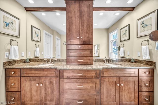 11280 Beechnut Lane, Chardon, OH 44024