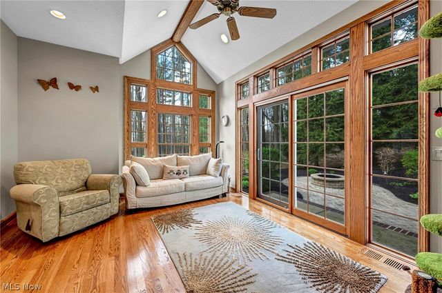 11280 Beechnut Lane, Chardon, OH 44024