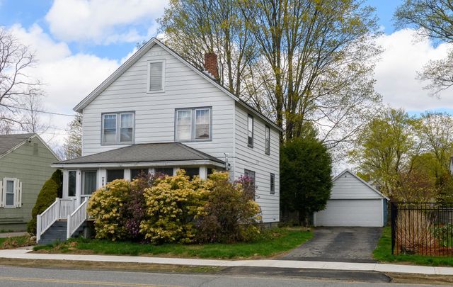 117 Oak Grove Avenue, Brattleboro, VT 05301