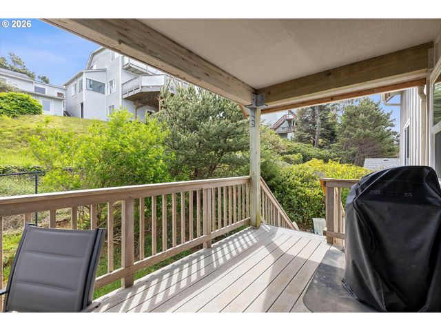 4486 Sw BEACH Ave, Lincoln City, OR 97367