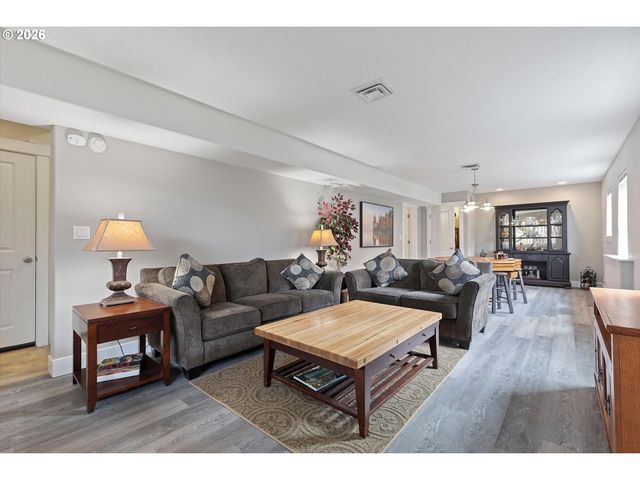 4486 Sw BEACH Ave, Lincoln City, OR 97367