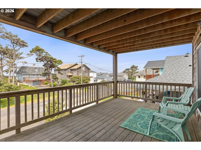 4486 Sw BEACH Ave, Lincoln City, OR 97367