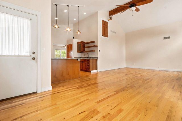218 W Hunt AVENUE, Twin Lakes, WI 53181