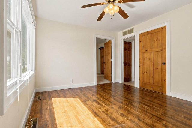 218 W Hunt AVENUE, Twin Lakes, WI 53181