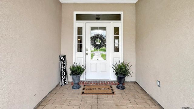 43208 S Henderson Ave, Prairieville, LA 70769