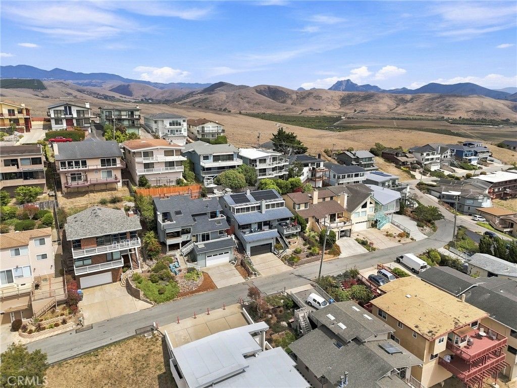 Image 10 of property listing at 2630 Maple Avenue, Morro Bay, CA 93442