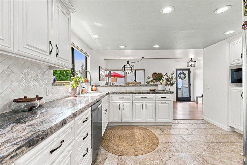 Image 29 of property listing at 2630 Maple Avenue, Morro Bay, CA 93442
