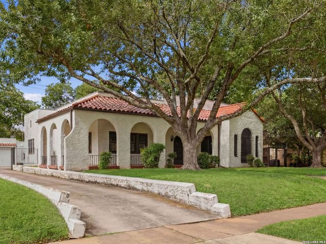 310 Mary Louise Drive, San Antonio, TX 78201