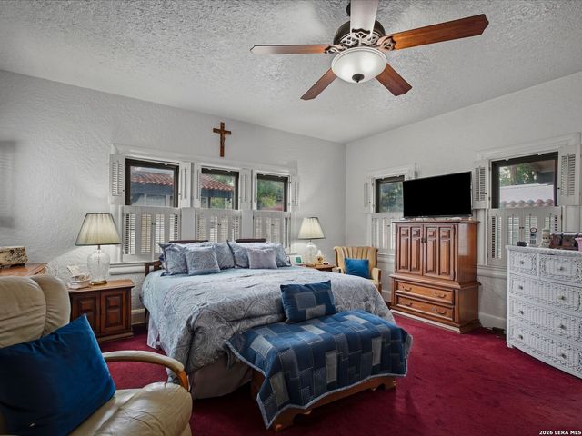 310 Mary Louise Drive, San Antonio, TX 78201