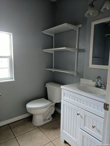 310 Mary Louise Drive, San Antonio, TX 78201
